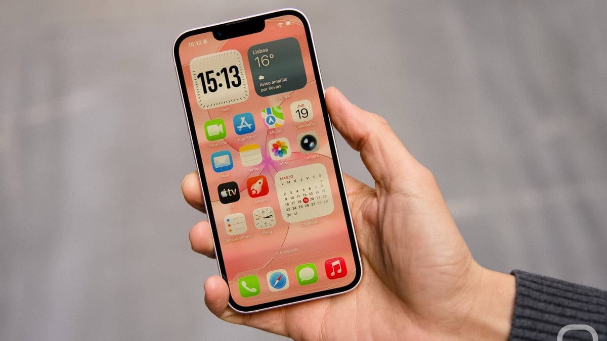 Fotografía que ilustra la noticia: Apple prepara 'Copiar a Windows' para iPhone por petición de Microsoft bajo la DMA