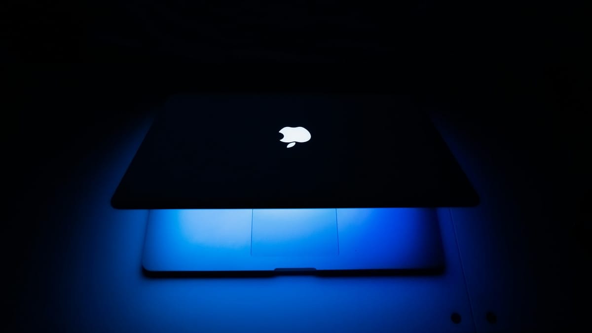 Fotografía que ilustra la noticia: Apple restringe el permiso que permitió a Muse acceder a mensajes de usuarios sin consentimiento