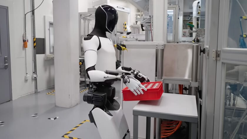 Fotografía que ilustra la noticia: Tesla recurre a operarios para entrenar a Optimus y choca con empleados que ven amenazado su puesto
