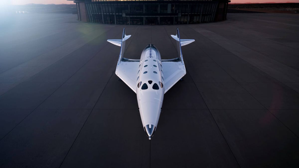 Fotografía que ilustra la noticia: Virgin Galactic retrasa sus vuelos comerciales a febrero de 2027 por problemas técnicos